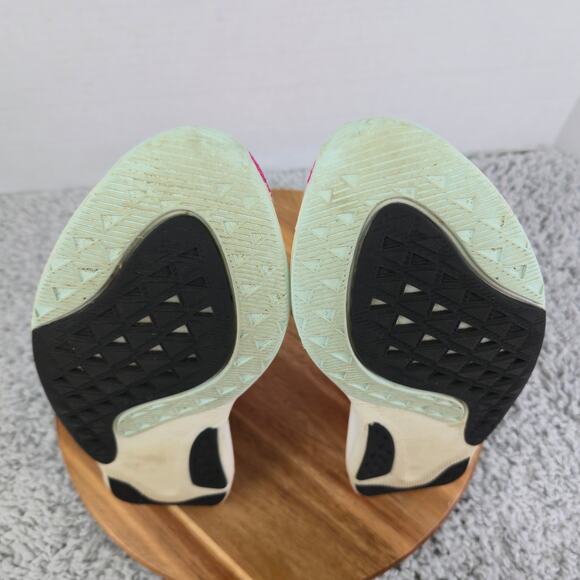 New Balance FuelCell Rebel v2 Pale Blue Pink Athletic Running Shoe Womens 8.5 B - Picture 10 of 14